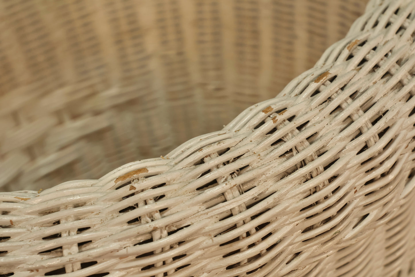 White Wicker Plant Stand