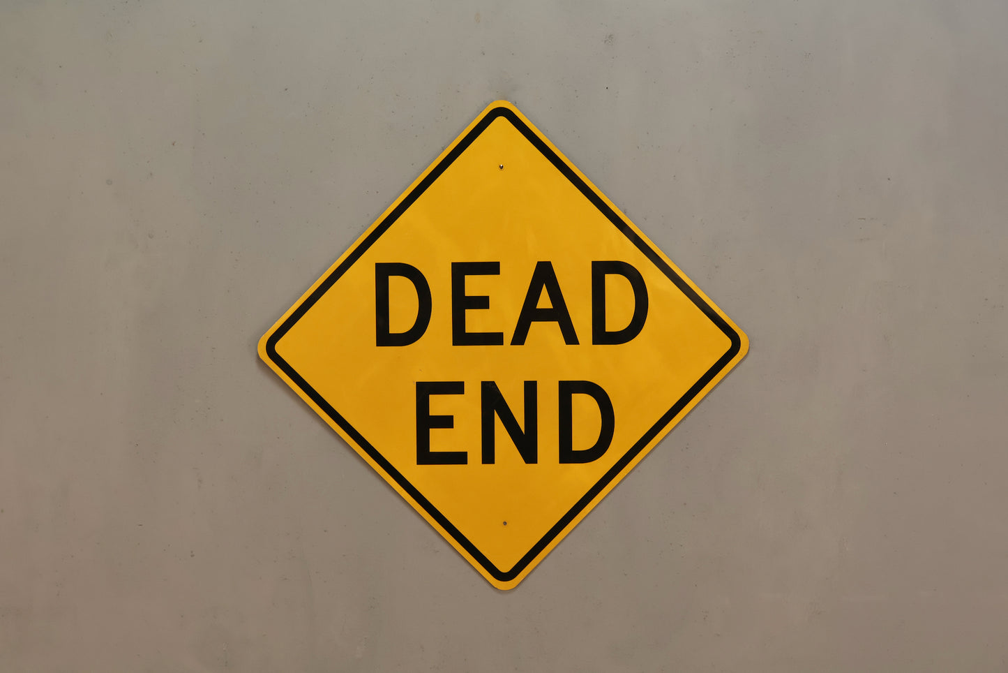 Large "Dead End" Road Sign