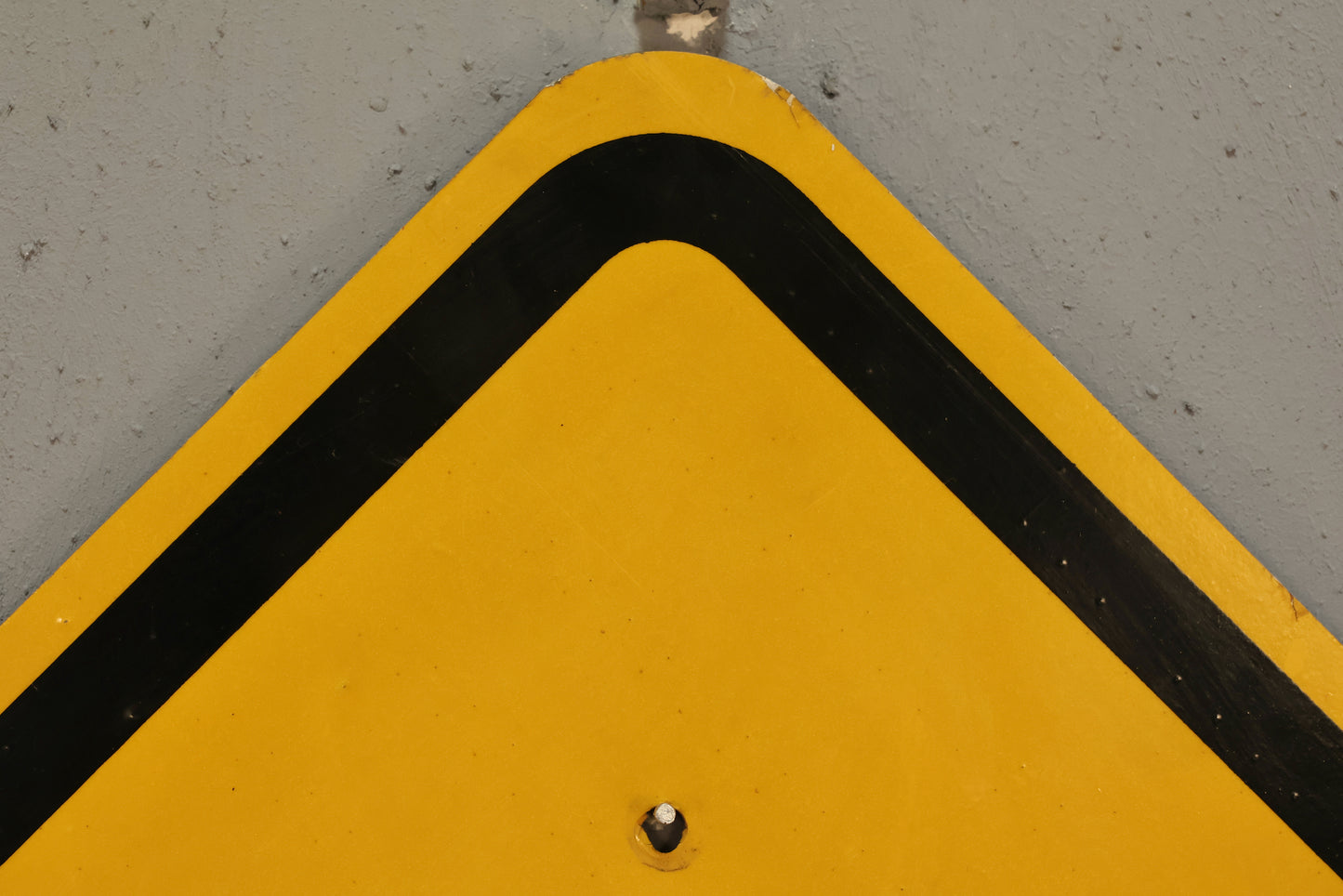 Large "Dead End" Road Sign
