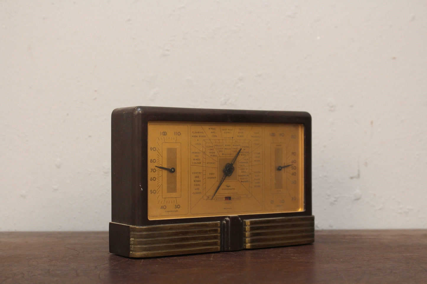 Art Deco Bakelite Stormoguide