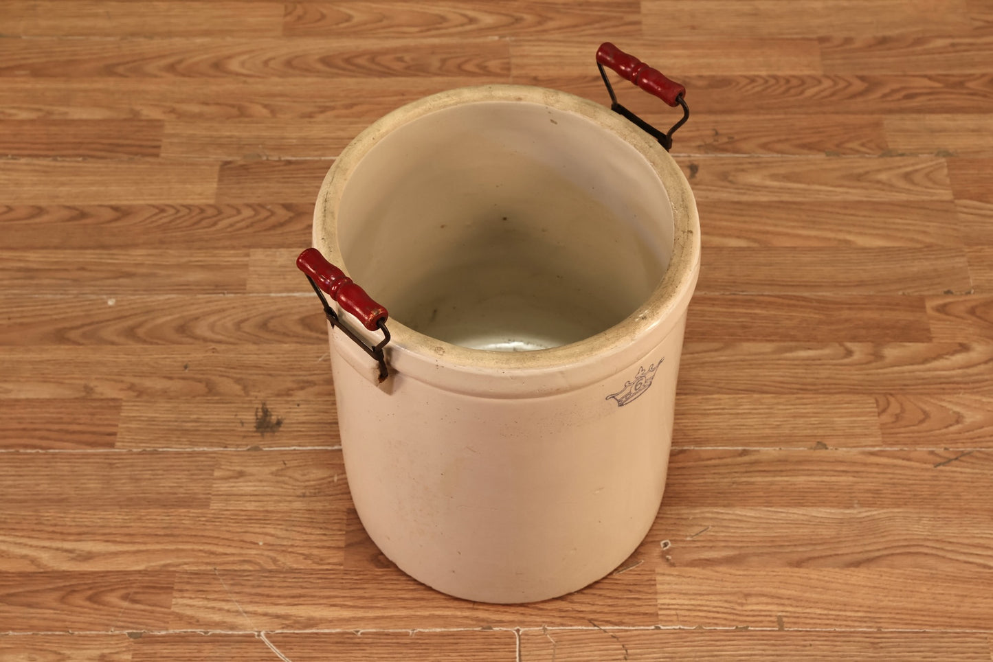 Robinson Ransbottom 6-Gallon Stoneware Crock