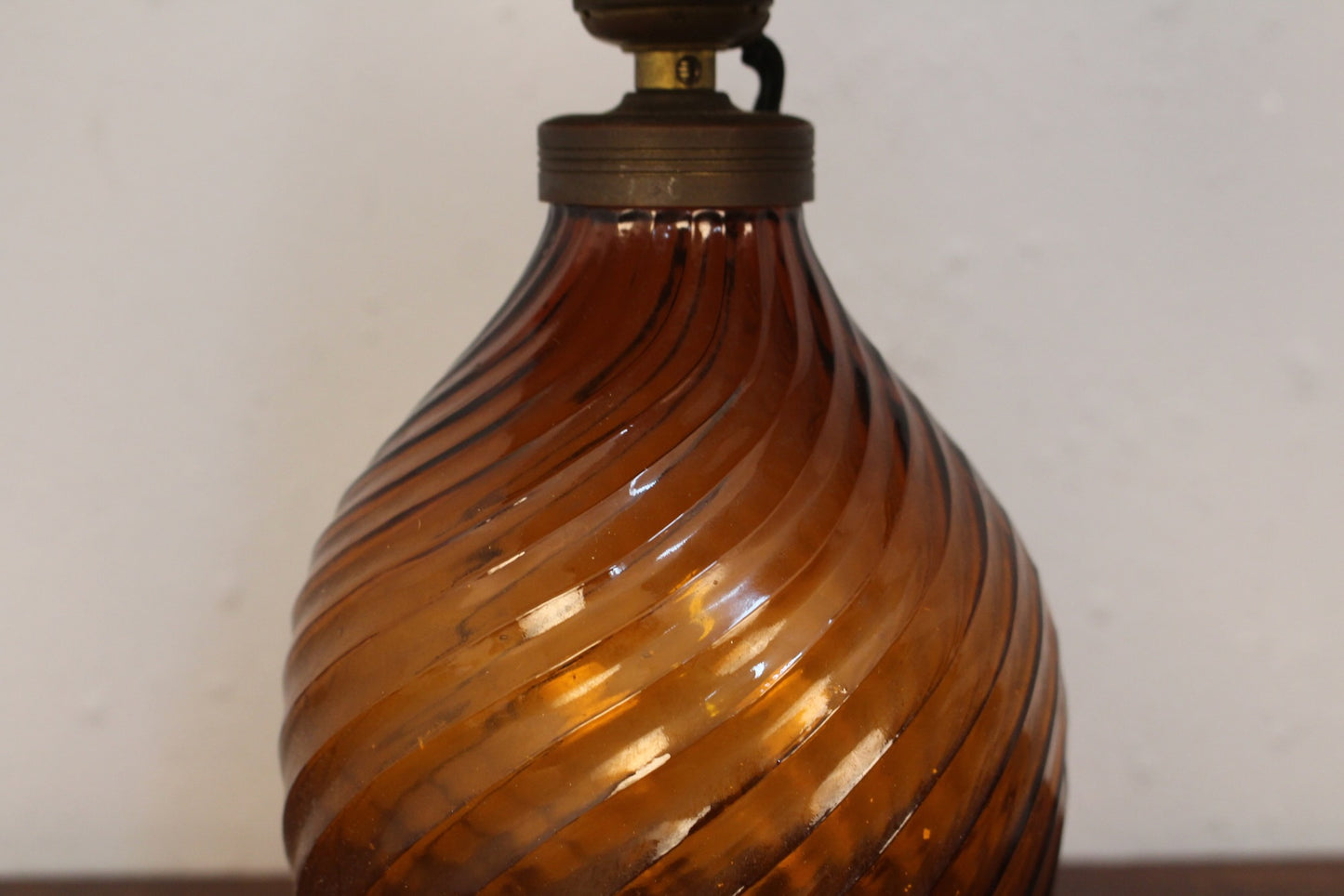 Fluted Amber Glass Table Lamp