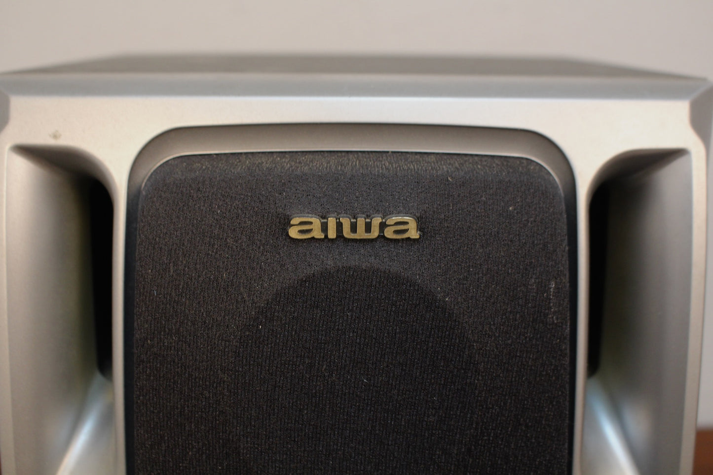Pair of Aiwa Bookshelf Speakers