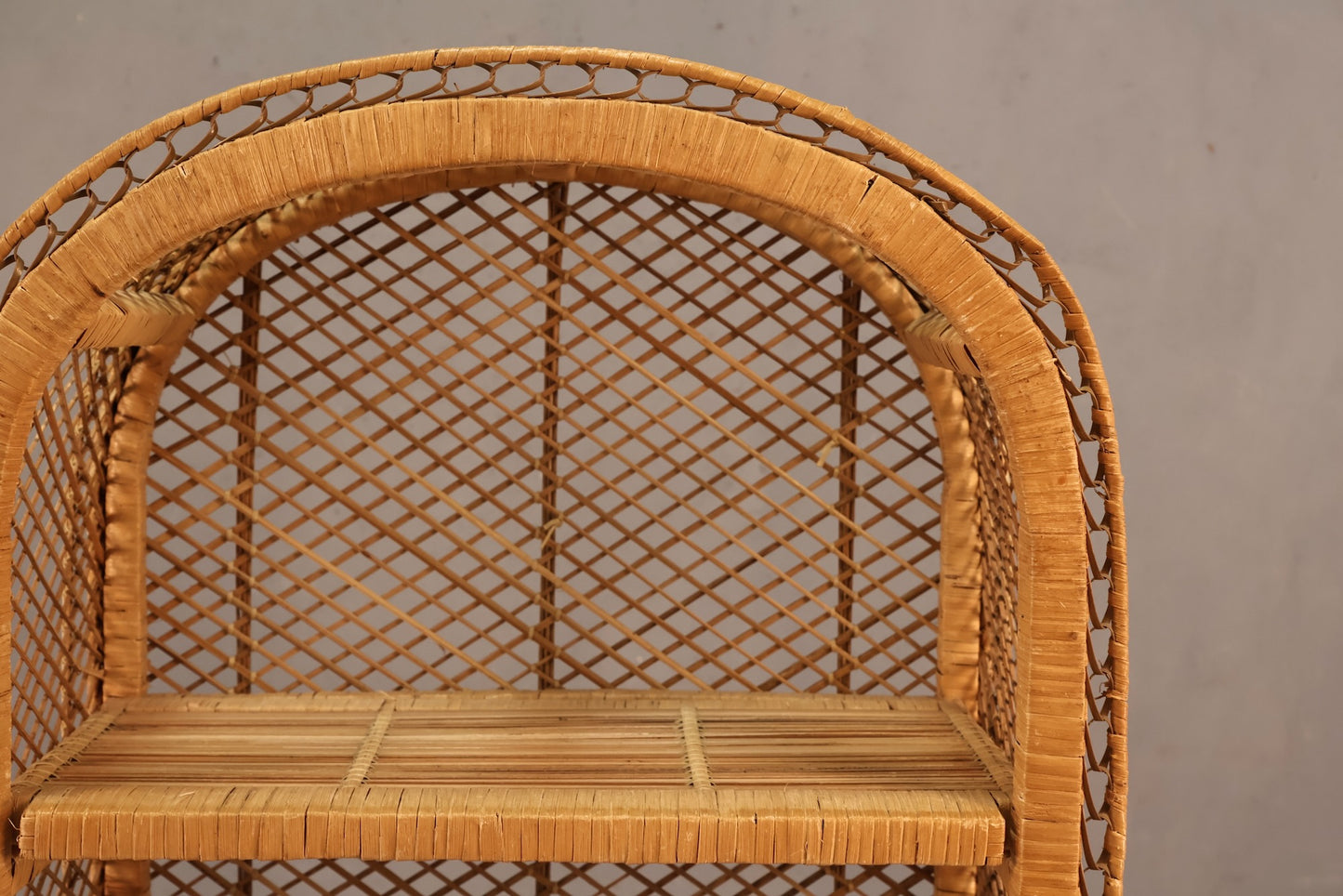 Slim Woven Arched 4-Tier Shelf