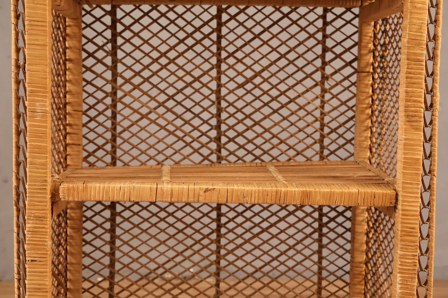 Slim Woven Arched 4-Tier Shelf