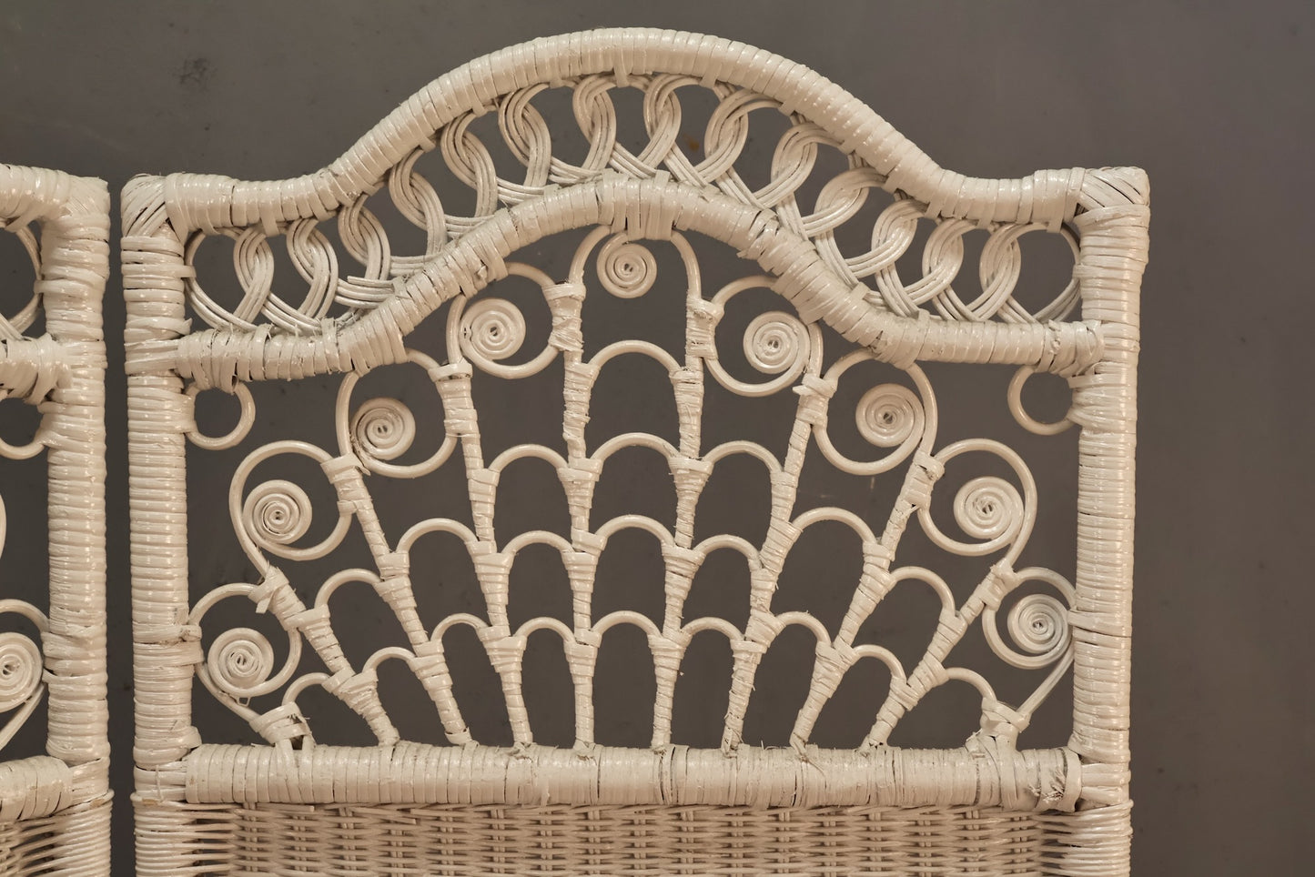 White Wicker 3-Panel Room Divider - ONLINE ONLY