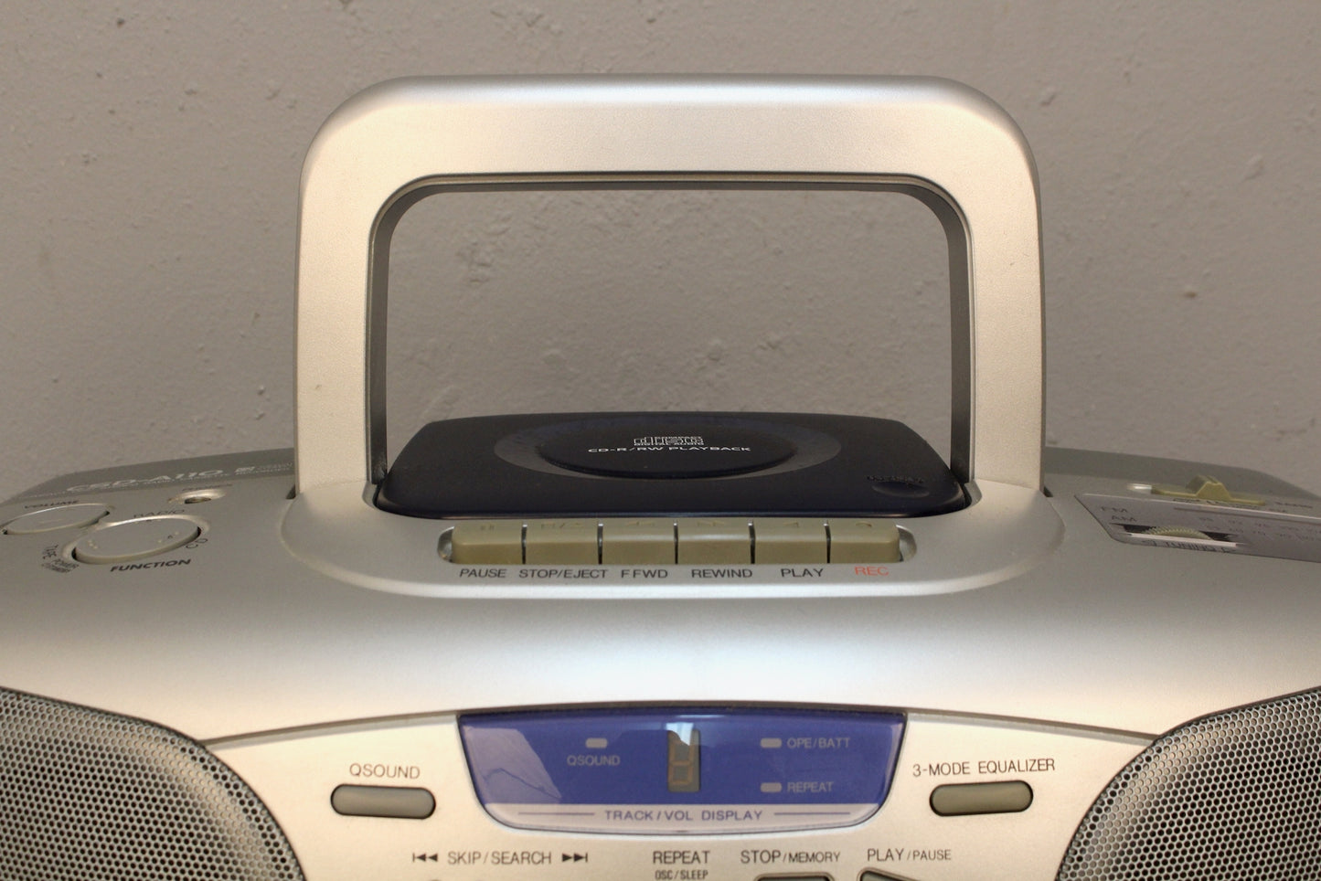 Y2K Aiwa Boombox