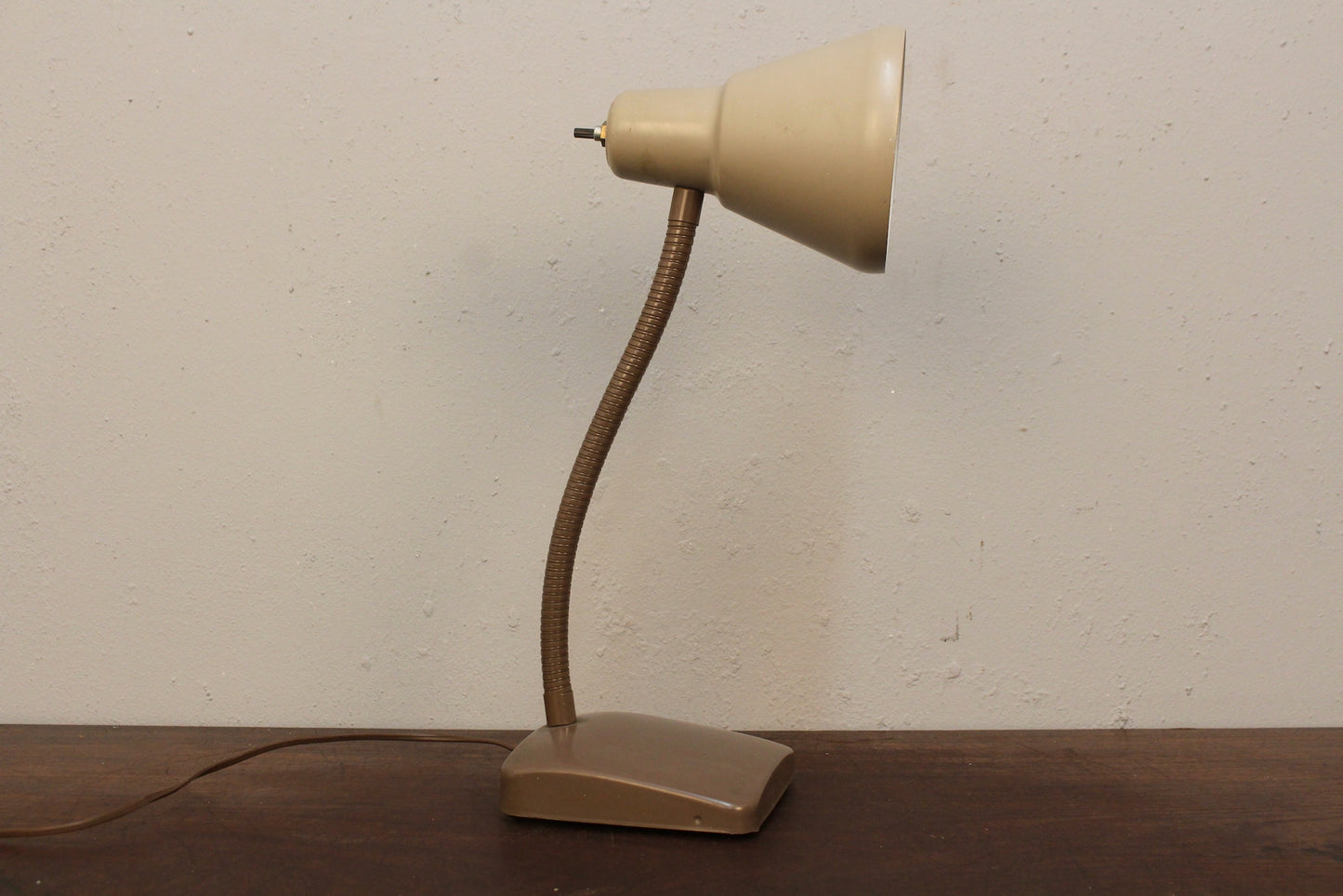Taupe Metal Gooseneck Table Lamp