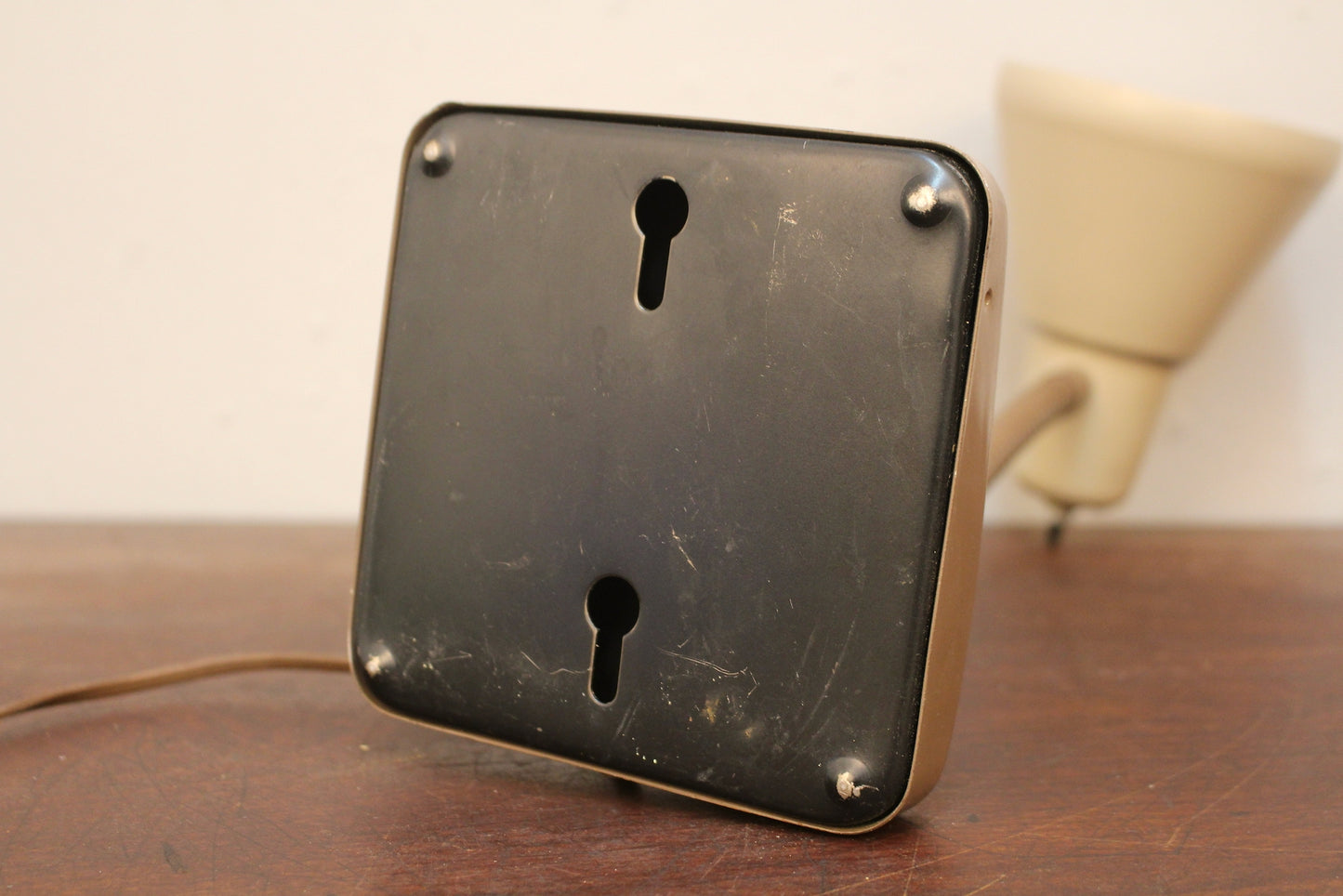 Taupe Metal Gooseneck Table Lamp