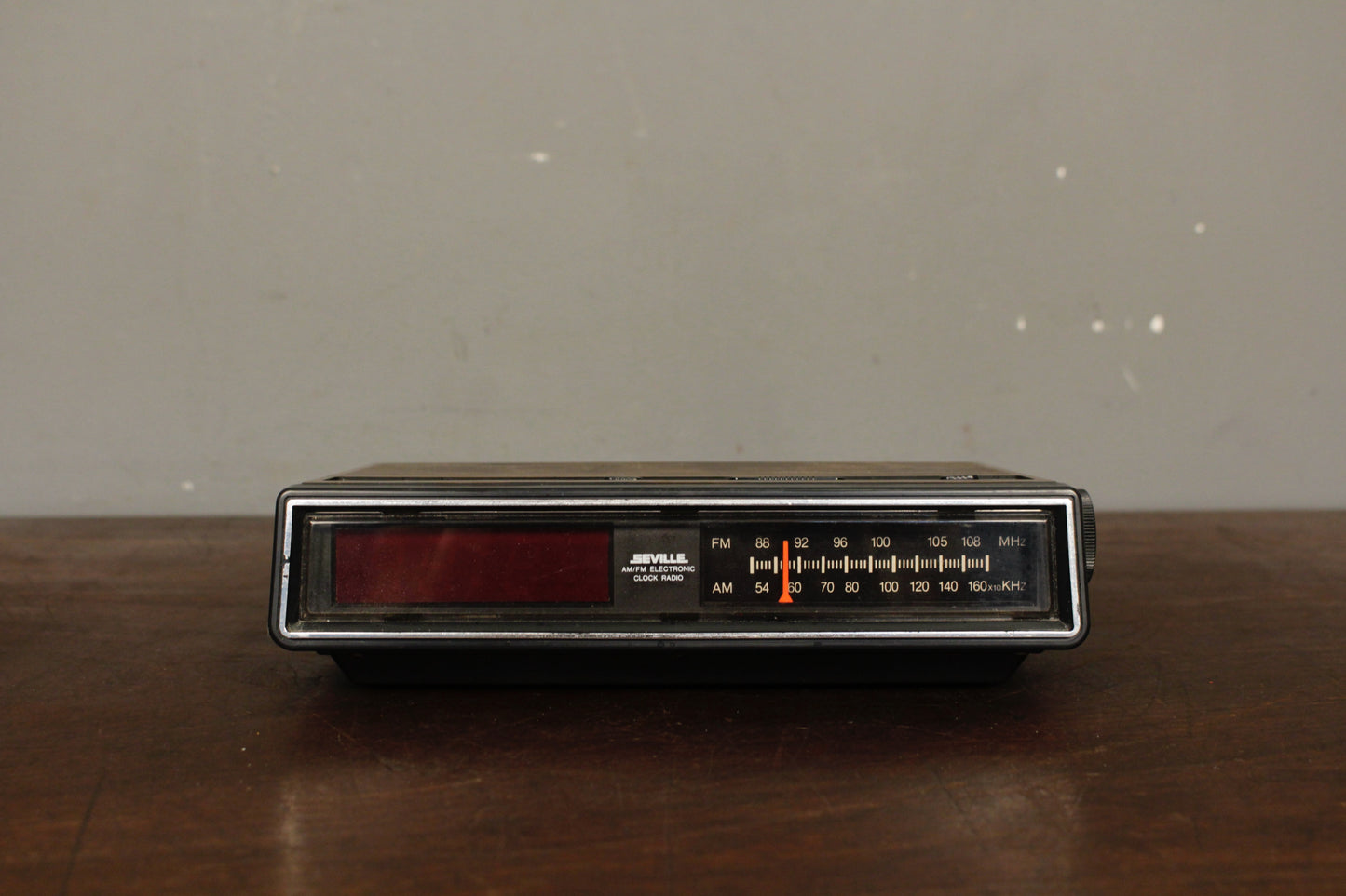 1980s Seville Clock Radio