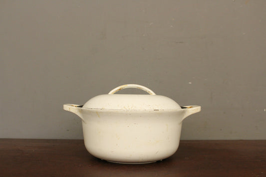 White Cast Iron Enamel Dutch Oven